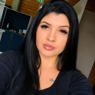 Jacqueline Narloch Faria